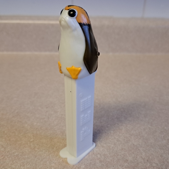 Pez Star Wars The Last Jedi Porg Candy Dispenser empty - Picture 2 of 5
